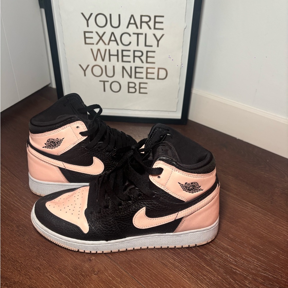 Jordan 1 Retro High Black Crimson Tint